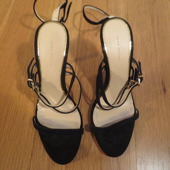 LAST CHANCE Black ZARA Ankle Strap High Heel Sandals - Picture 7 of 8